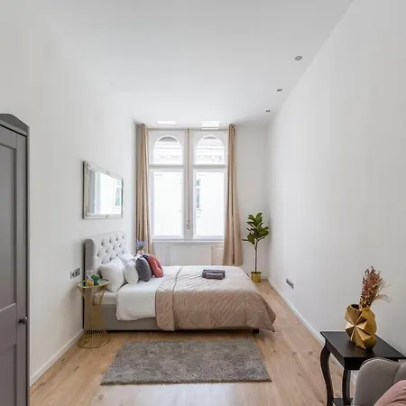 Apartment Exclusive Next To The Fashion Street Budapest